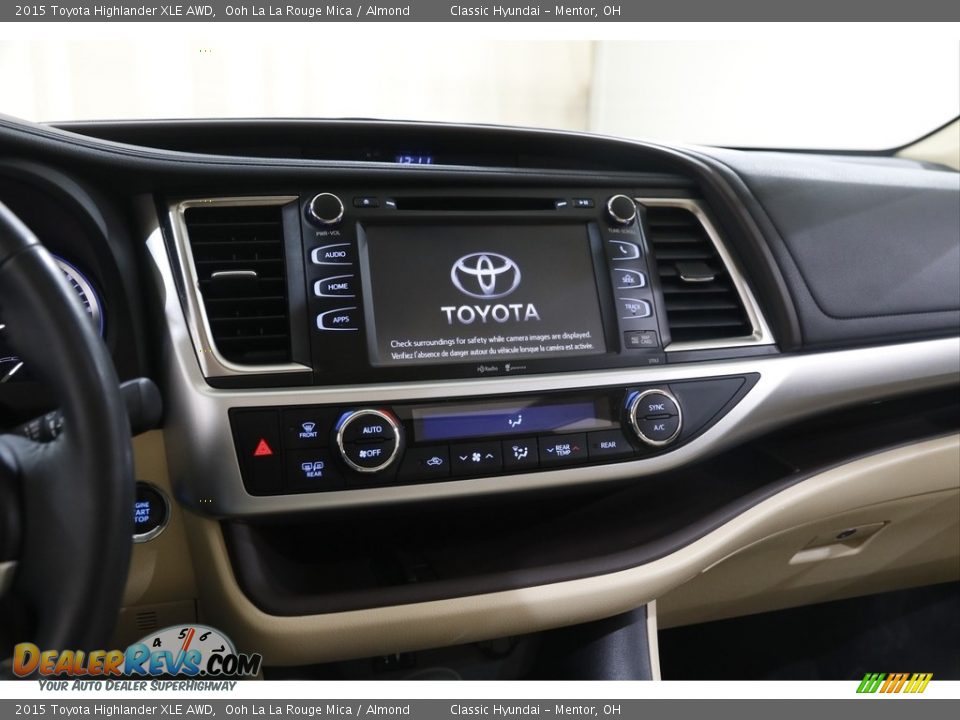 2015 Toyota Highlander XLE AWD Ooh La La Rouge Mica / Almond Photo #9