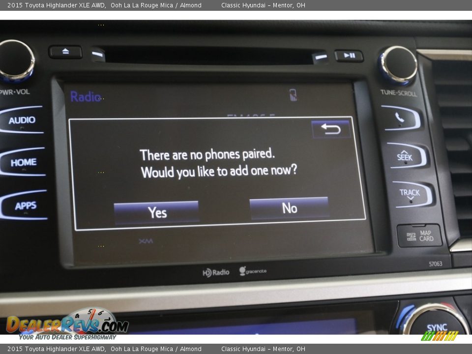 2015 Toyota Highlander XLE AWD Ooh La La Rouge Mica / Almond Photo #12