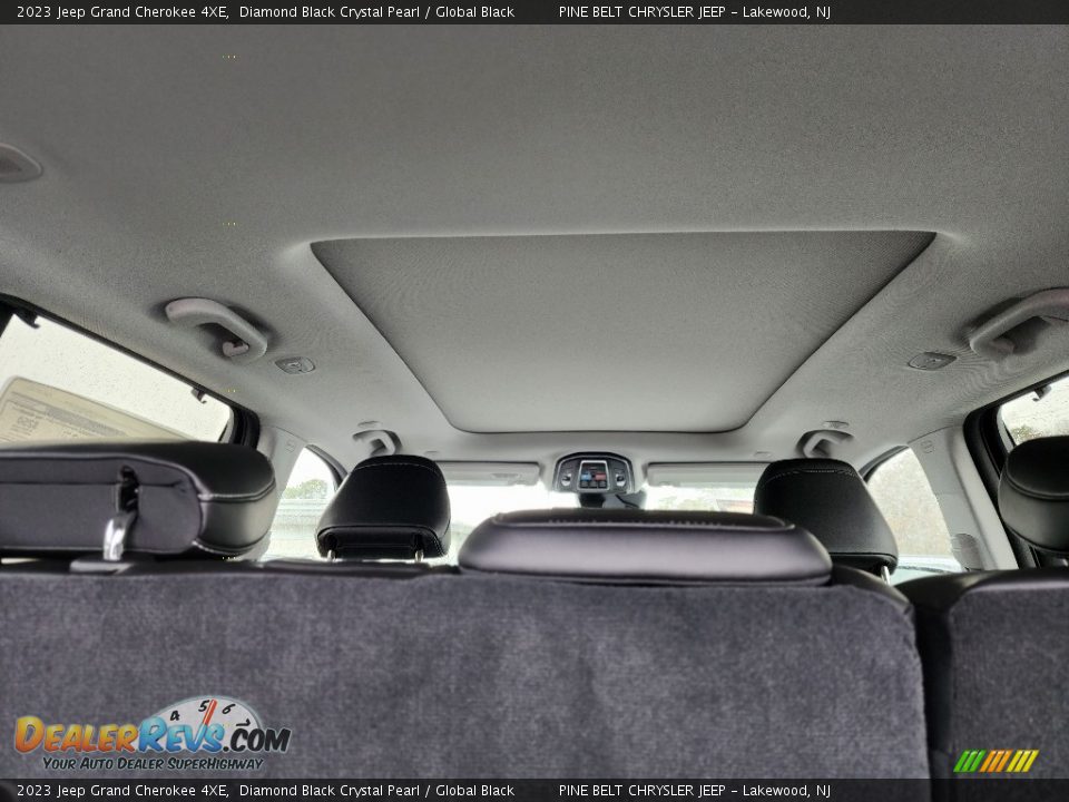 2023 Jeep Grand Cherokee 4XE Diamond Black Crystal Pearl / Global Black Photo #14
