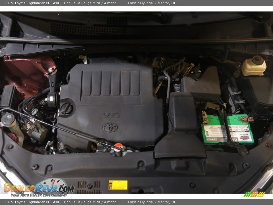 2015 Toyota Highlander XLE AWD Ooh La La Rouge Mica / Almond Photo #22