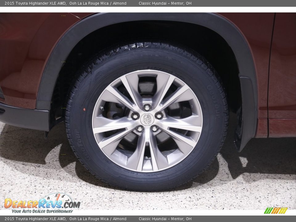 2015 Toyota Highlander XLE AWD Ooh La La Rouge Mica / Almond Photo #23