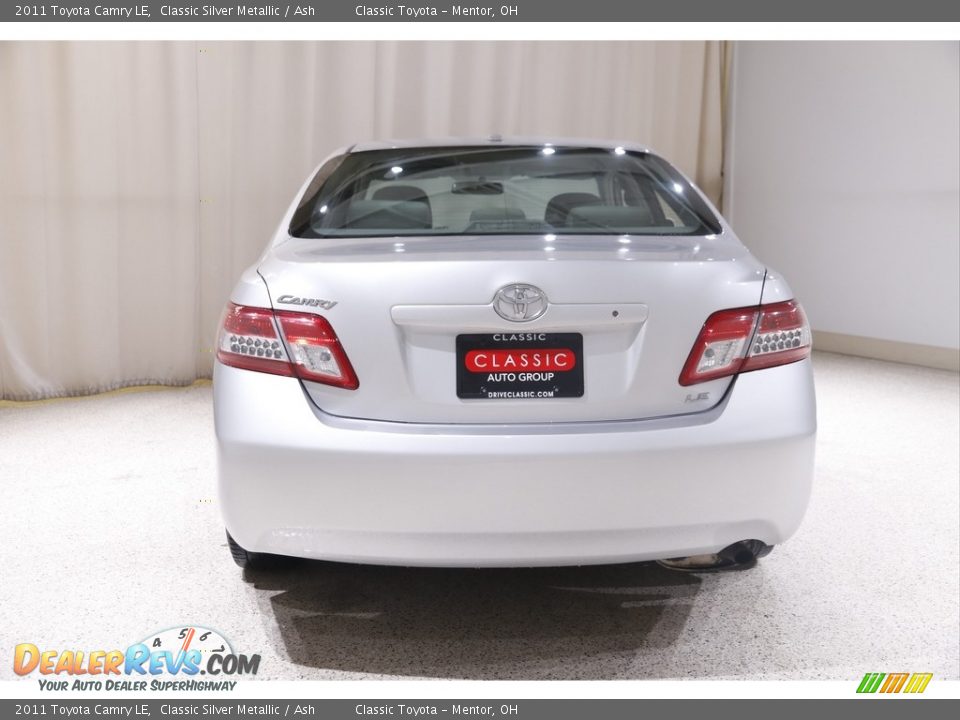 2011 Toyota Camry LE Classic Silver Metallic / Ash Photo #17