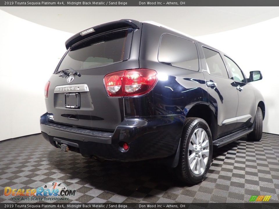 2019 Toyota Sequoia Platinum 4x4 Midnight Black Metallic / Sand Beige Photo #17