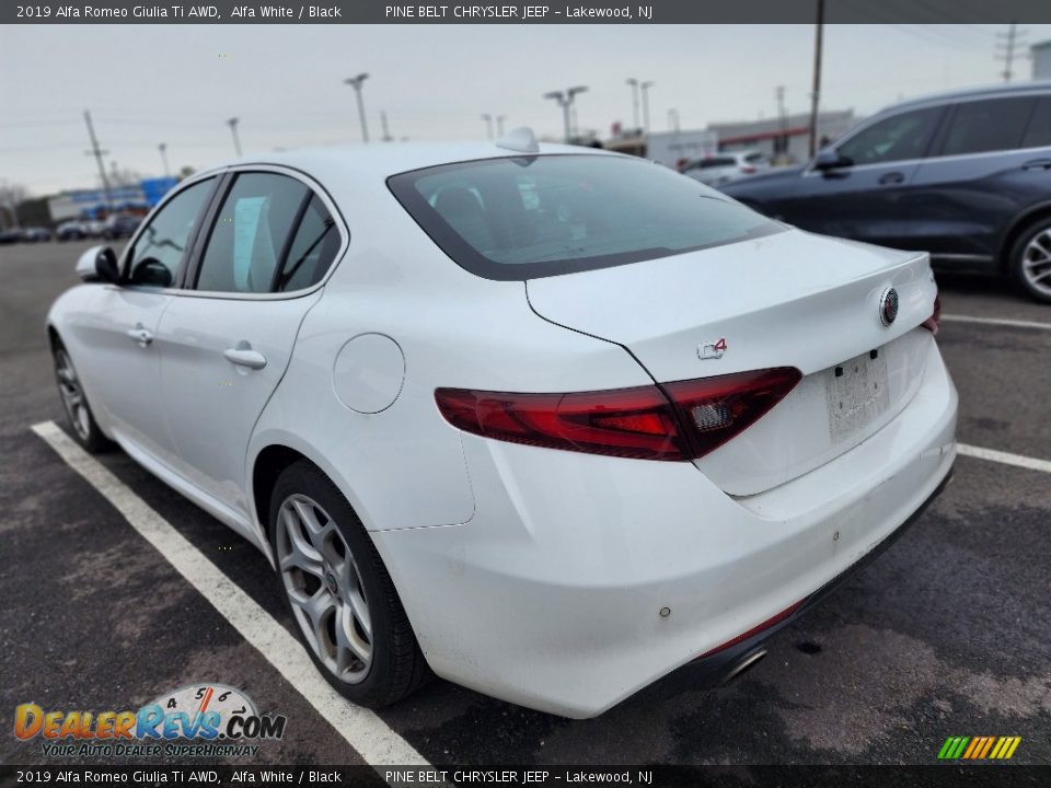 2019 Alfa Romeo Giulia Ti AWD Alfa White / Black Photo #7