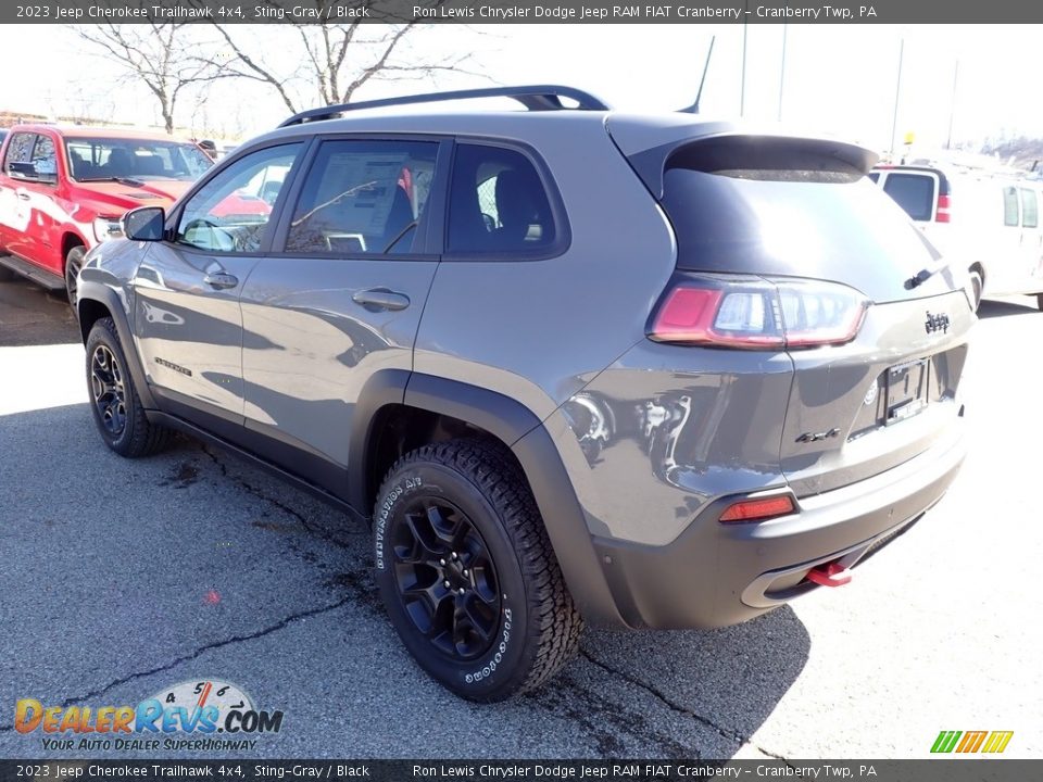 2023 Jeep Cherokee Trailhawk 4x4 Sting-Gray / Black Photo #3