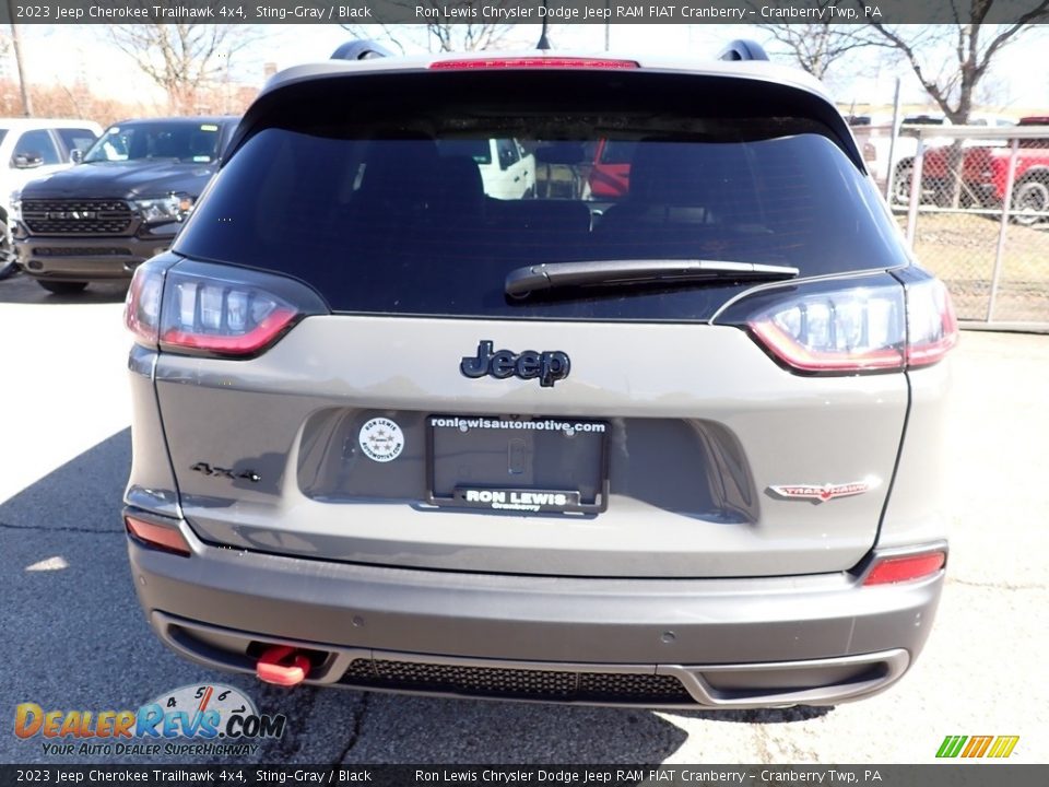 2023 Jeep Cherokee Trailhawk 4x4 Sting-Gray / Black Photo #4