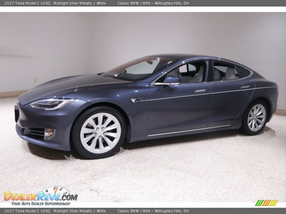 Front 3/4 View of 2017 Tesla Model S 100D Photo #3