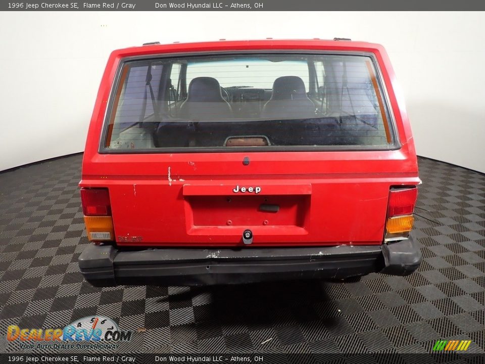 1996 Jeep Cherokee SE Flame Red / Gray Photo #9