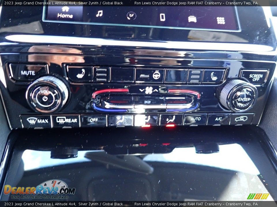 2023 Jeep Grand Cherokee L Altitude 4x4 Silver Zynith / Global Black Photo #23