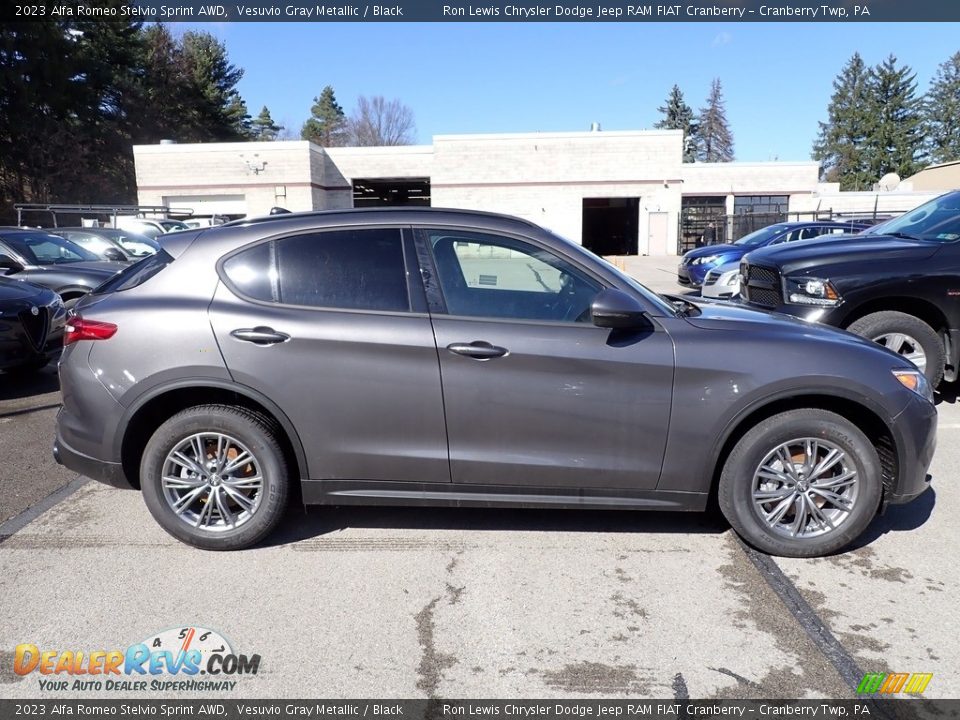 2023 Alfa Romeo Stelvio Sprint AWD Vesuvio Gray Metallic / Black Photo #6