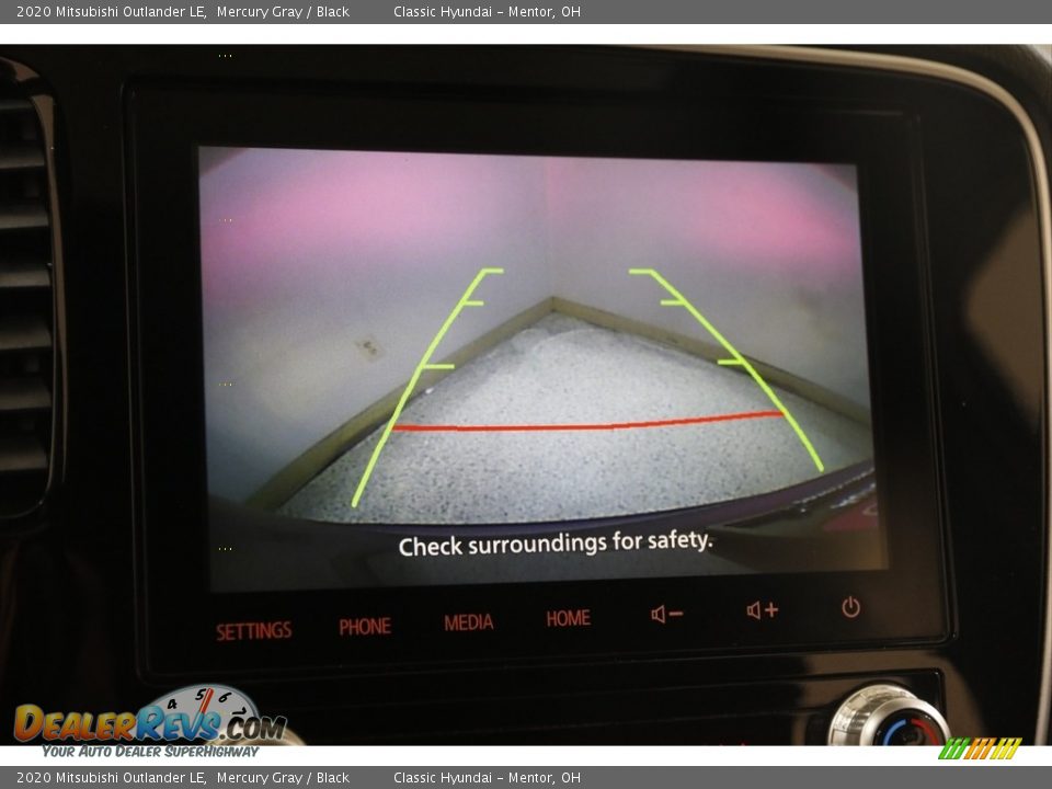 2020 Mitsubishi Outlander LE Mercury Gray / Black Photo #12