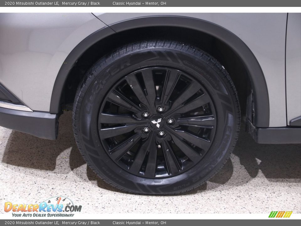 2020 Mitsubishi Outlander LE Mercury Gray / Black Photo #23
