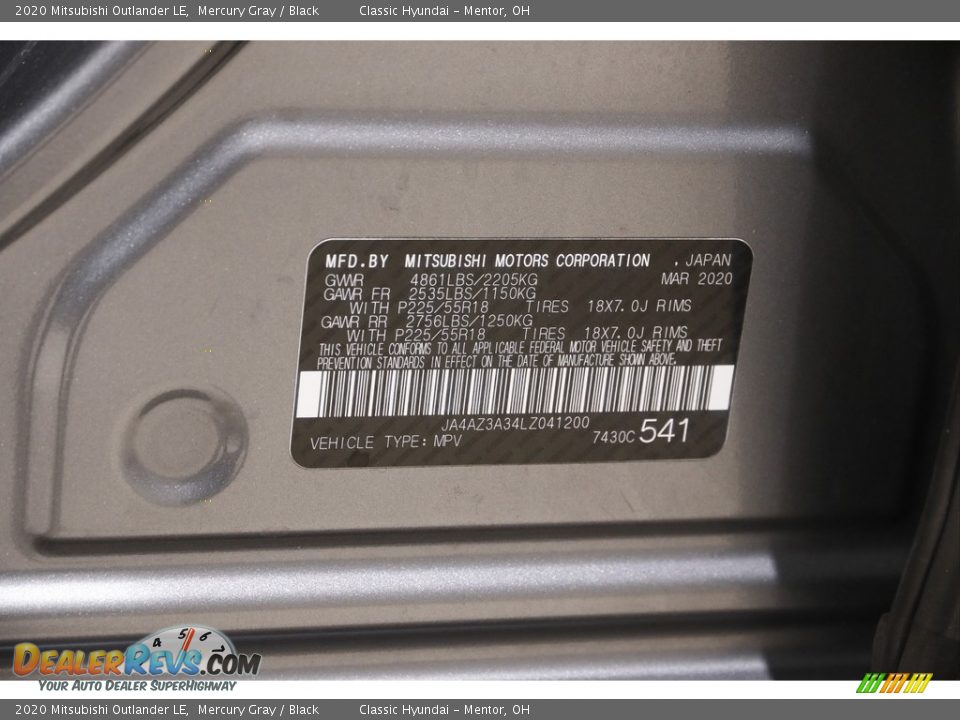 2020 Mitsubishi Outlander LE Mercury Gray / Black Photo #24