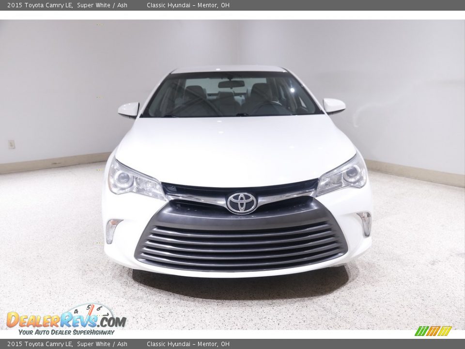 2015 Toyota Camry LE Super White / Ash Photo #2