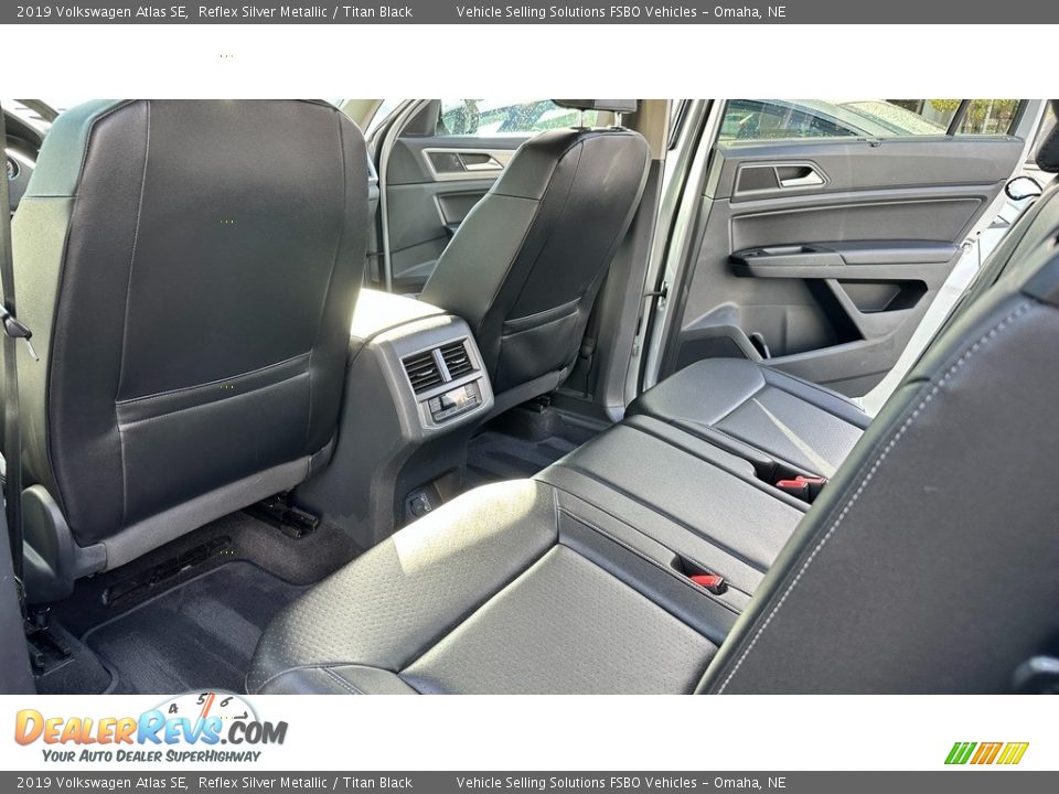 2019 Volkswagen Atlas SE Reflex Silver Metallic / Titan Black Photo #7