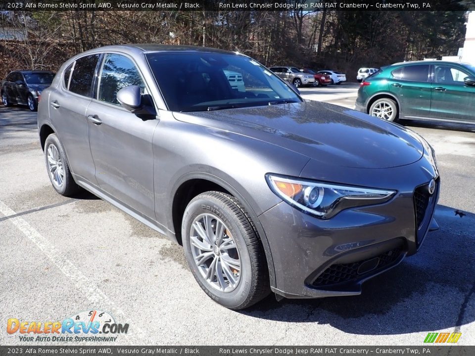 2023 Alfa Romeo Stelvio Sprint AWD Vesuvio Gray Metallic / Black Photo #7