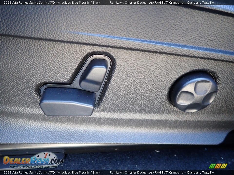 2023 Alfa Romeo Stelvio Sprint AWD Anodized Blue Metallic / Black Photo #12