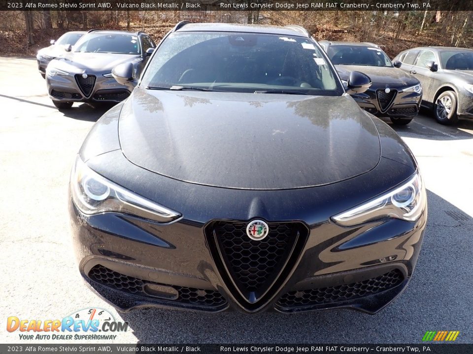2023 Alfa Romeo Stelvio Sprint AWD Vulcano Black Metallic / Black Photo #8