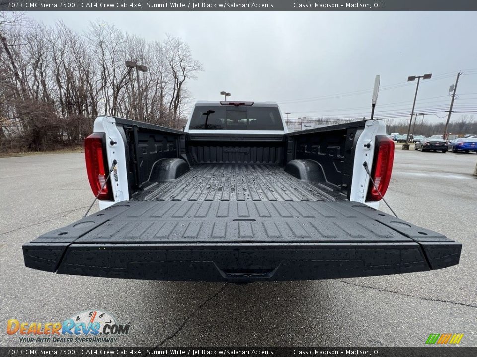 2023 GMC Sierra 2500HD AT4 Crew Cab 4x4 Summit White / Jet Black w/Kalahari Accents Photo #18