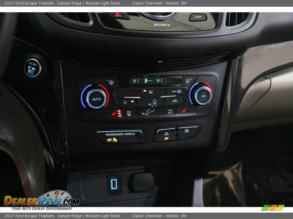 Controls of 2017 Ford Escape Titanium Photo #14