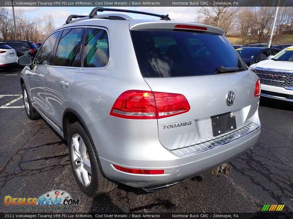 2011 Volkswagen Touareg VR6 FSI Lux 4XMotion Cool Silver Metallic / Black Anthracite Photo #4