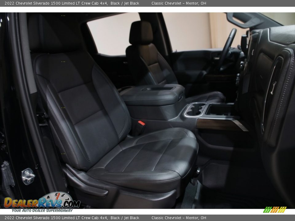 2022 Chevrolet Silverado 1500 Limited LT Crew Cab 4x4 Black / Jet Black Photo #17
