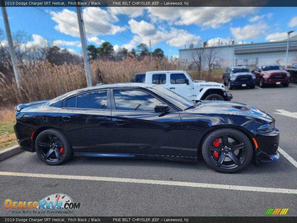 Pitch Black 2019 Dodge Charger SRT Hellcat Photo #4