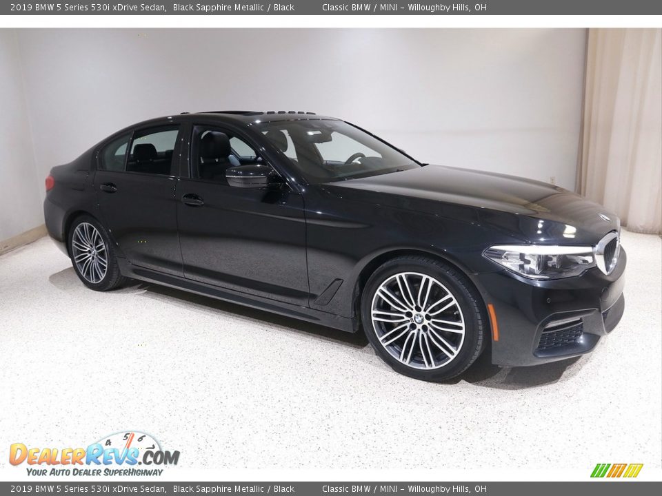 2019 BMW 5 Series 530i xDrive Sedan Black Sapphire Metallic / Black Photo #1