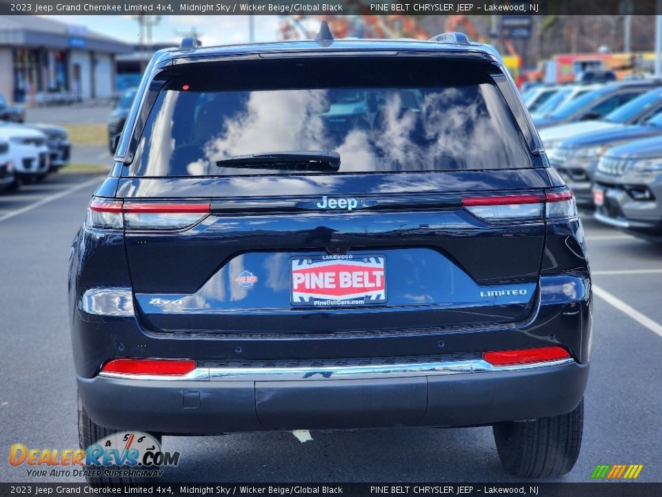2023 Jeep Grand Cherokee Limited 4x4 Midnight Sky / Wicker Beige/Global Black Photo #6