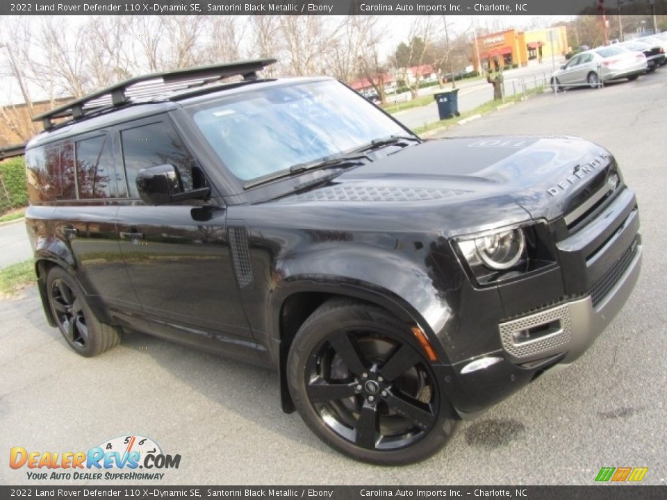 Front 3/4 View of 2022 Land Rover Defender 110 X-Dynamic SE Photo #3