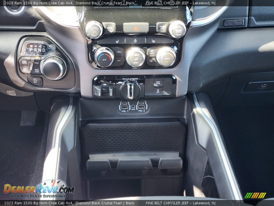 2023 Ram 1500 Big Horn Crew Cab 4x4 Diamond Black Crystal Pearl / Black Photo #12