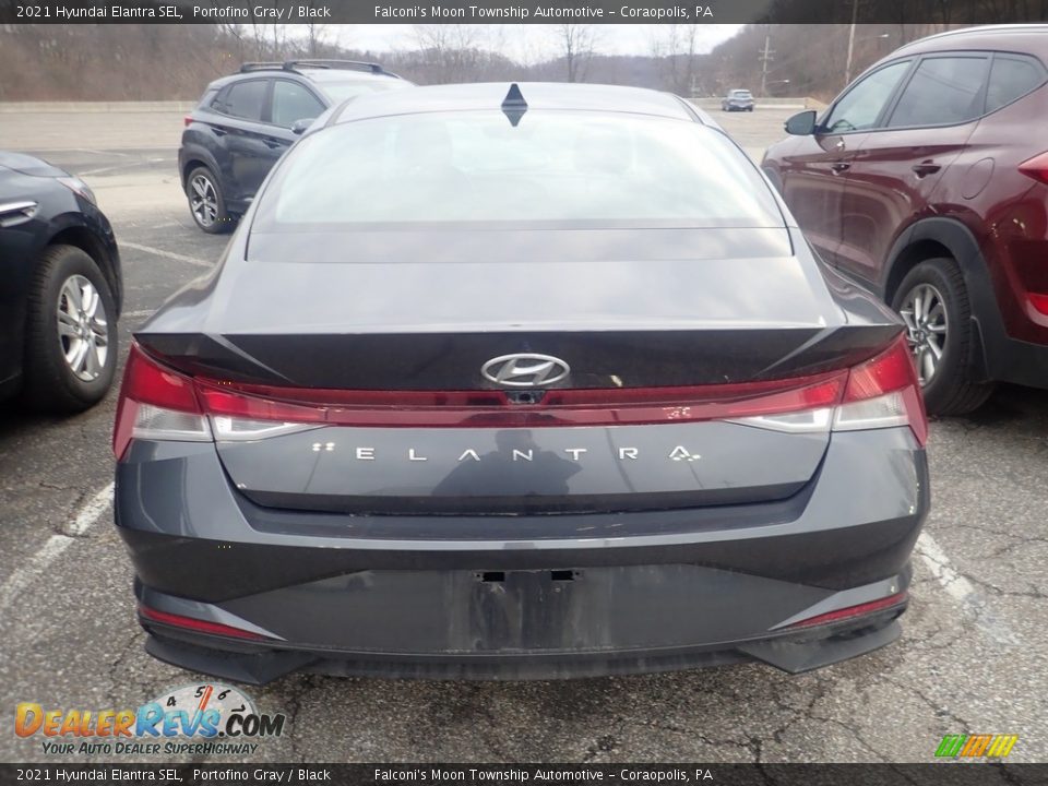 2021 Hyundai Elantra SEL Portofino Gray / Black Photo #3