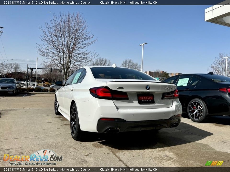 2023 BMW 5 Series 540i xDrive Sedan Alpine White / Cognac Photo #3