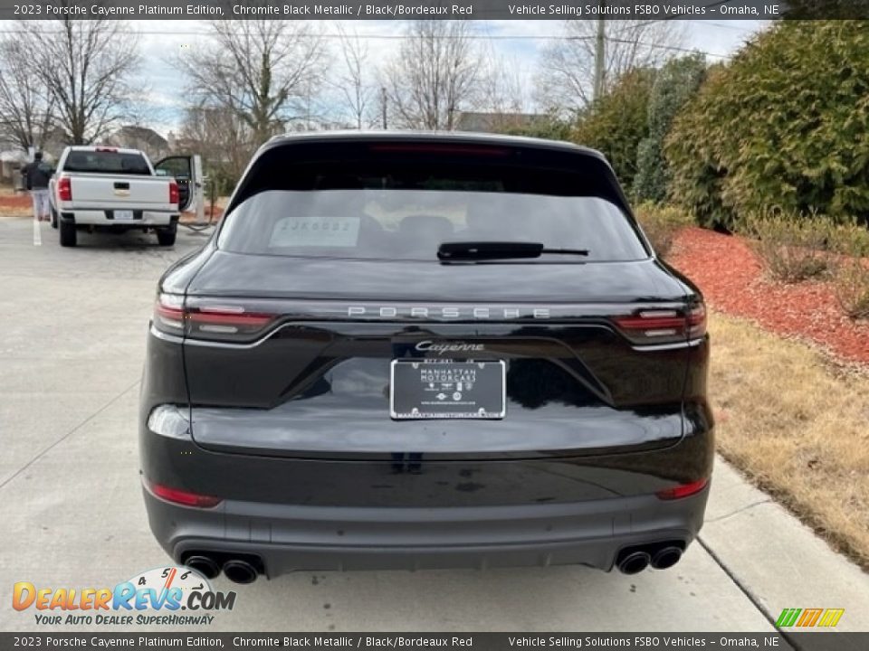 2023 Porsche Cayenne Platinum Edition Chromite Black Metallic / Black/Bordeaux Red Photo #10