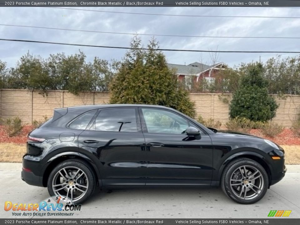 Chromite Black Metallic 2023 Porsche Cayenne Platinum Edition Photo #19