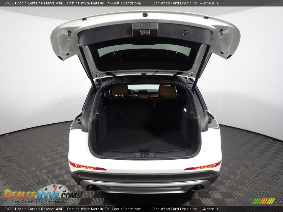 2022 Lincoln Corsair Reserve AWD Pristine White Metallic Tri-Coat / Sandstone Photo #16
