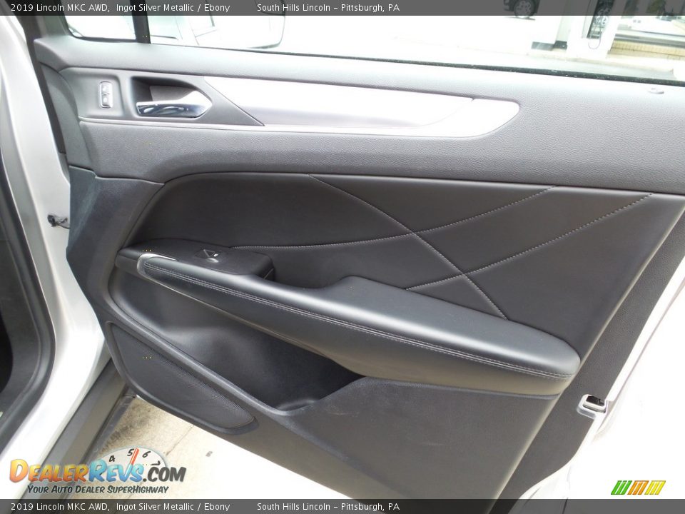 Door Panel of 2019 Lincoln MKC AWD Photo #14