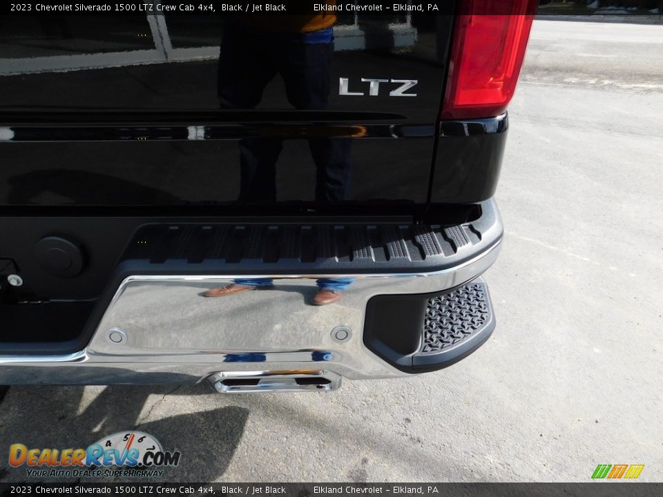 2023 Chevrolet Silverado 1500 LTZ Crew Cab 4x4 Black / Jet Black Photo #14