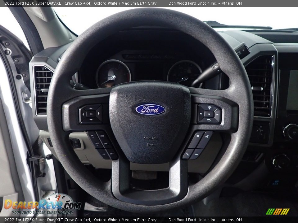 2022 Ford F250 Super Duty XLT Crew Cab 4x4 Oxford White / Medium Earth Gray Photo #24