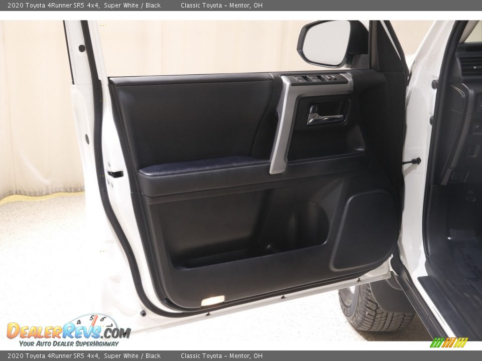 2020 Toyota 4Runner SR5 4x4 Super White / Black Photo #4