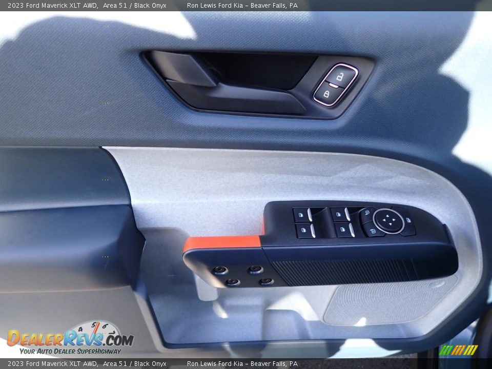 Door Panel of 2023 Ford Maverick XLT AWD Photo #15