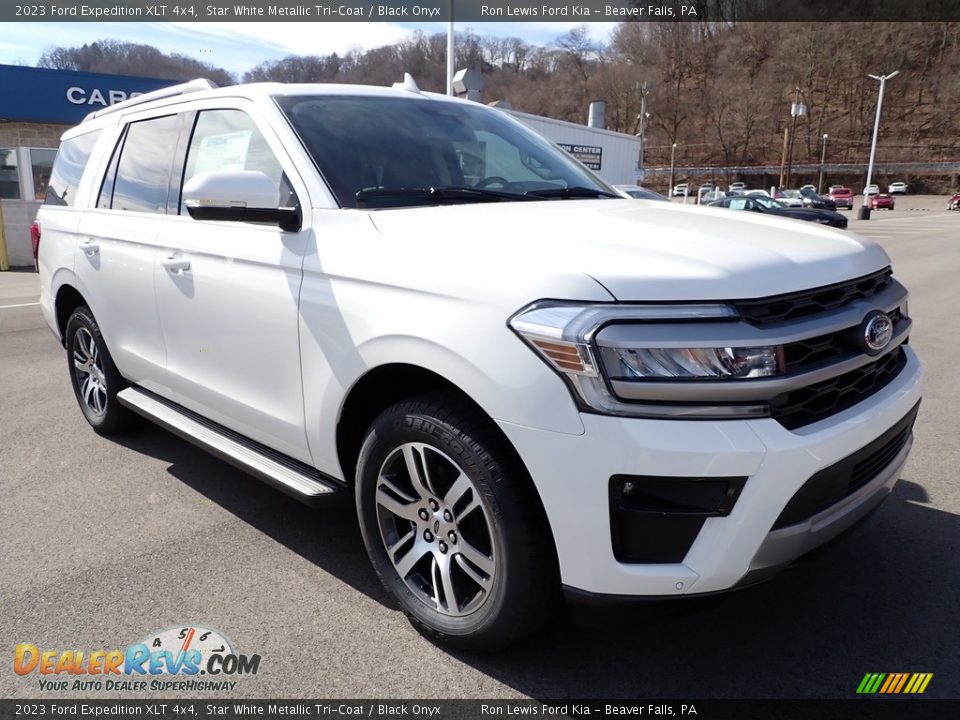 Star White Metallic Tri-Coat 2023 Ford Expedition XLT 4x4 Photo #2