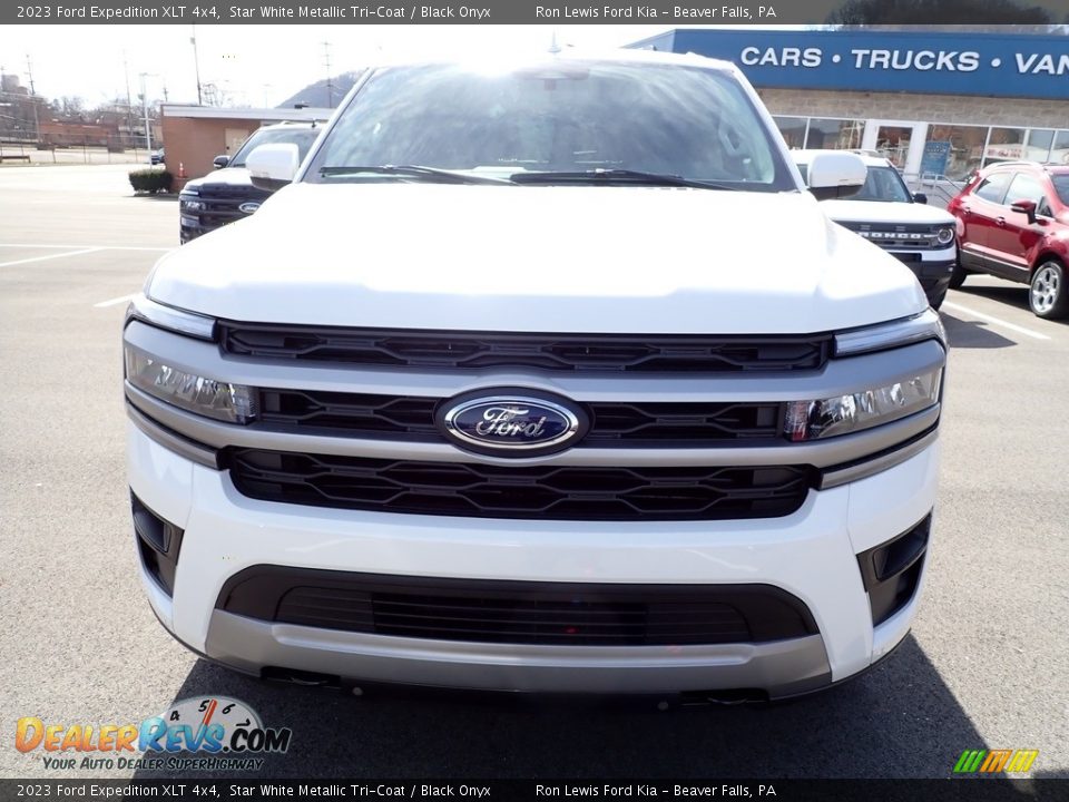 2023 Ford Expedition XLT 4x4 Star White Metallic Tri-Coat / Black Onyx Photo #3