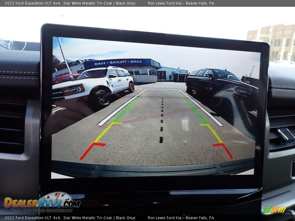 Controls of 2023 Ford Expedition XLT 4x4 Photo #18