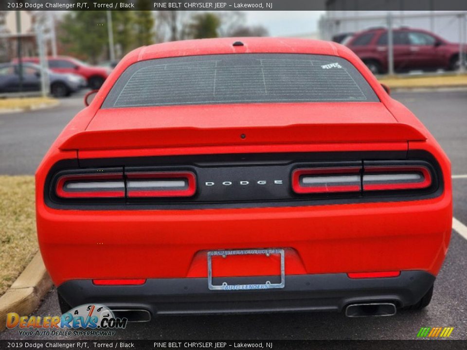 2019 Dodge Challenger R/T Torred / Black Photo #6