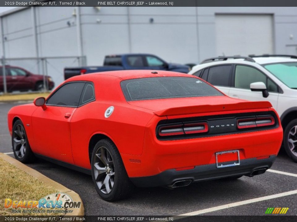 2019 Dodge Challenger R/T Torred / Black Photo #7