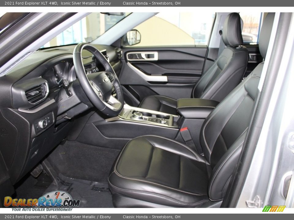 Front Seat of 2021 Ford Explorer XLT 4WD Photo #28