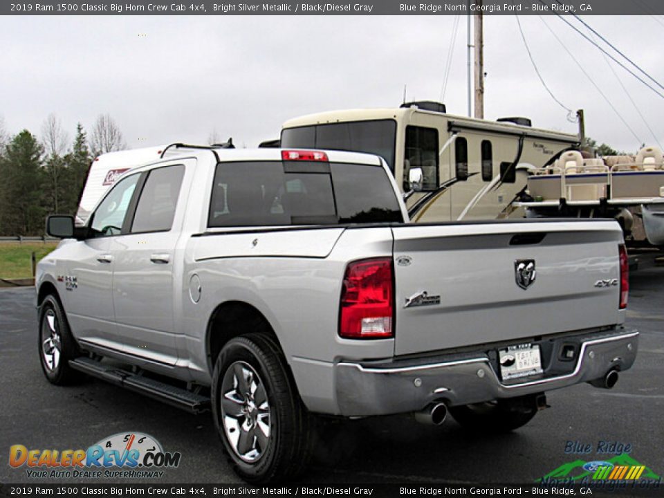 2019 Ram 1500 Classic Big Horn Crew Cab 4x4 Bright Silver Metallic / Black/Diesel Gray Photo #3