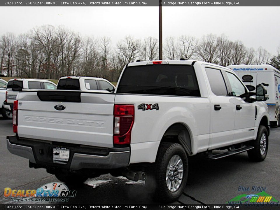 2021 Ford F250 Super Duty XLT Crew Cab 4x4 Oxford White / Medium Earth Gray Photo #5