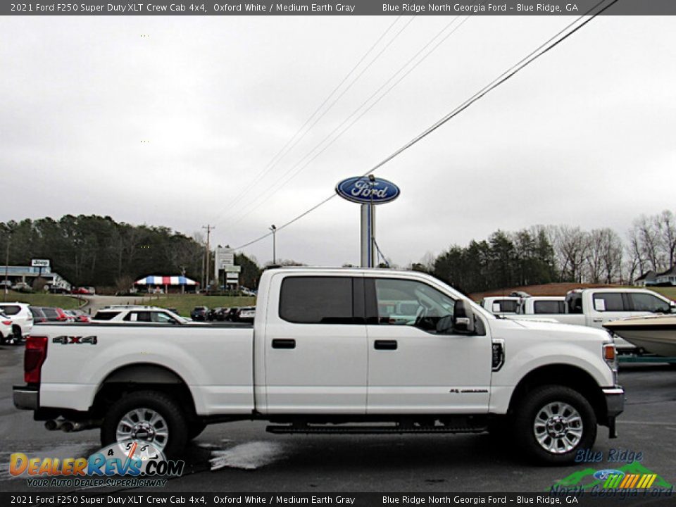 2021 Ford F250 Super Duty XLT Crew Cab 4x4 Oxford White / Medium Earth Gray Photo #6